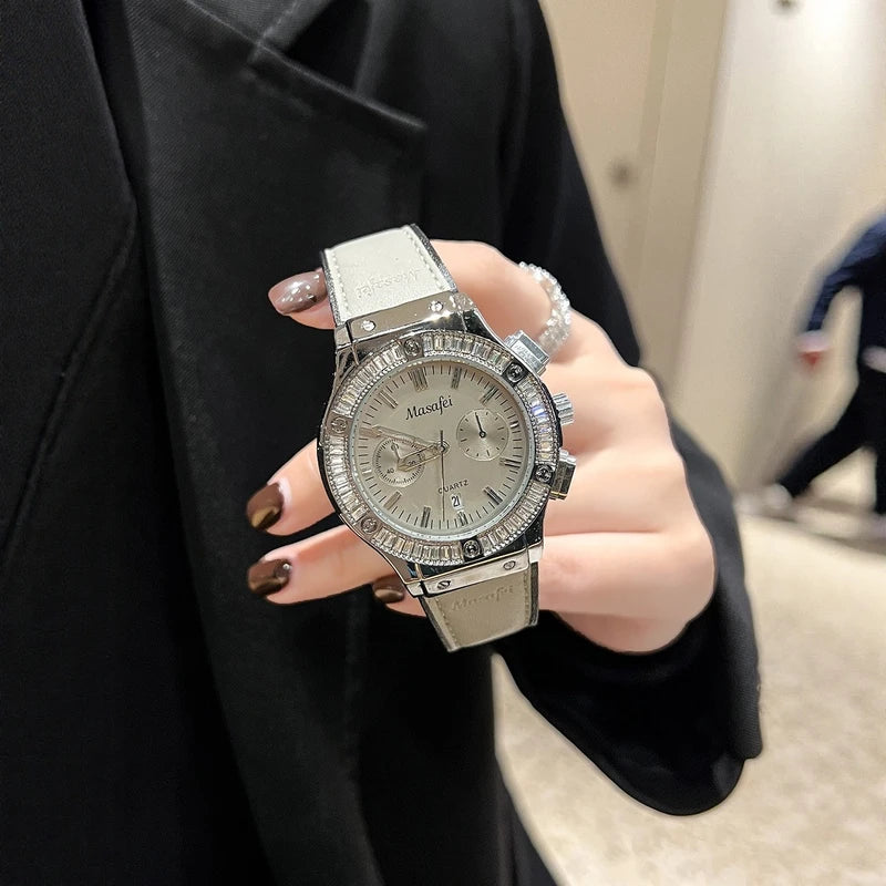 Swiss Royal Oak Women’s Watch – High-End Light Luxury Neutral Style