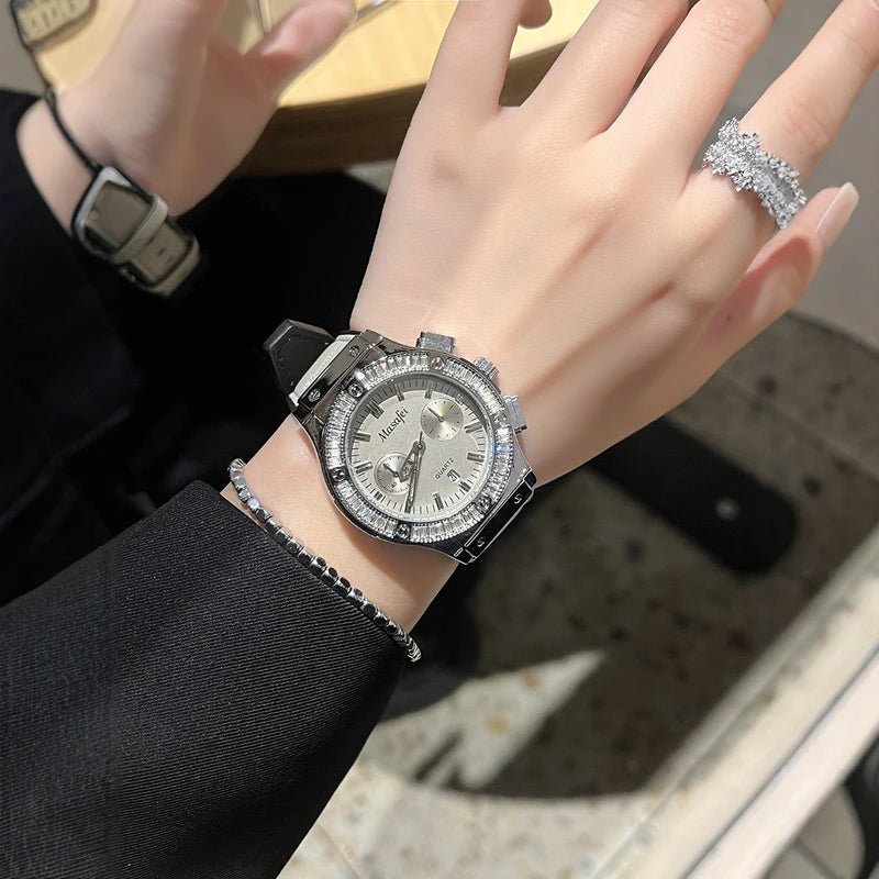 Swiss Royal Oak Women’s Watch – High-End Light Luxury Neutral Style